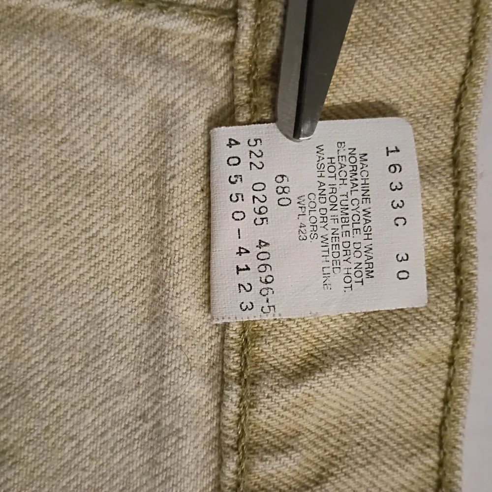 VTG Levi's Men's 550 Straight Jeans in Tan 1995 Sz 38 L‎ 30